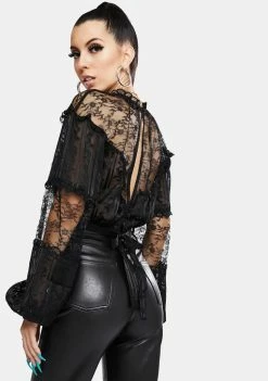 Flash Sale π For Love & Lemons Tops Scarlett Lace Crop Top π― 7 For Love & Lemons Tops Scarlett Lace Crop Top