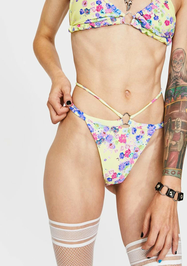 Brand new π For Love & Lemons Dandelion π Bikini Top β 2 For Love & Lemons Dandelion Bikini Top