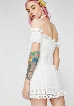 New π€© For Love & Lemons π Dresses Anabelle Eyelet Laceup π Dress β¨ 8 For Love & Lemons Dresses Anabelle Eyelet Laceup Dress