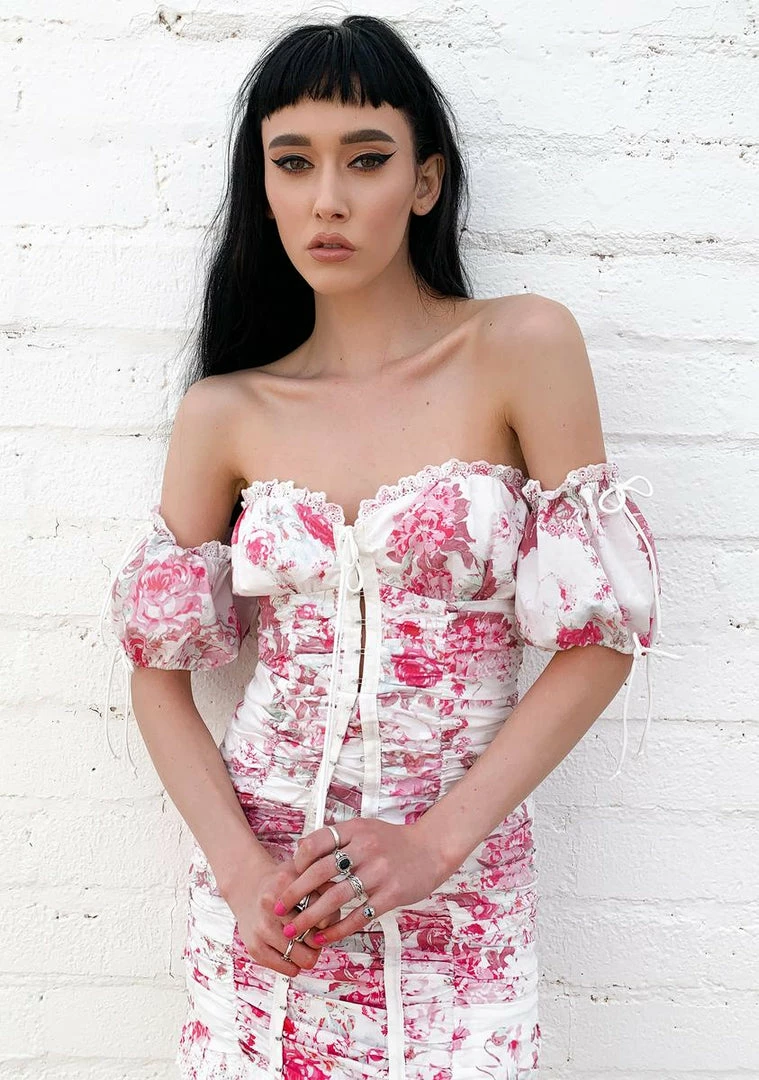 Hot Sale โค๏ธ For Love & Lemons ๐ Dresses Mills Ruched Mini ๐ Dress โค๏ธ 3 For Love & Lemons Dresses Mills Ruched Mini Dress